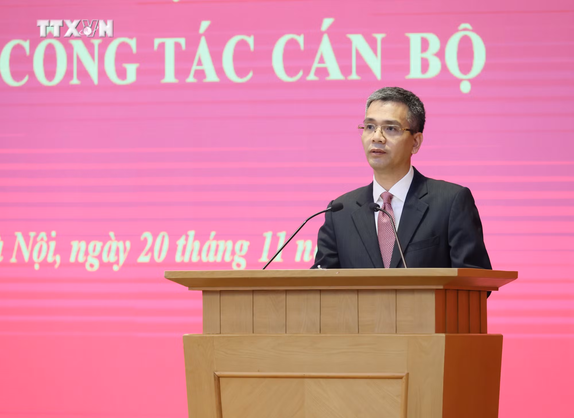 vna_potal_dong_chi_vo_thanh_hung_giu_chuc_pho_chanh_van_phong_trung_uong_dang_7713215.jpg