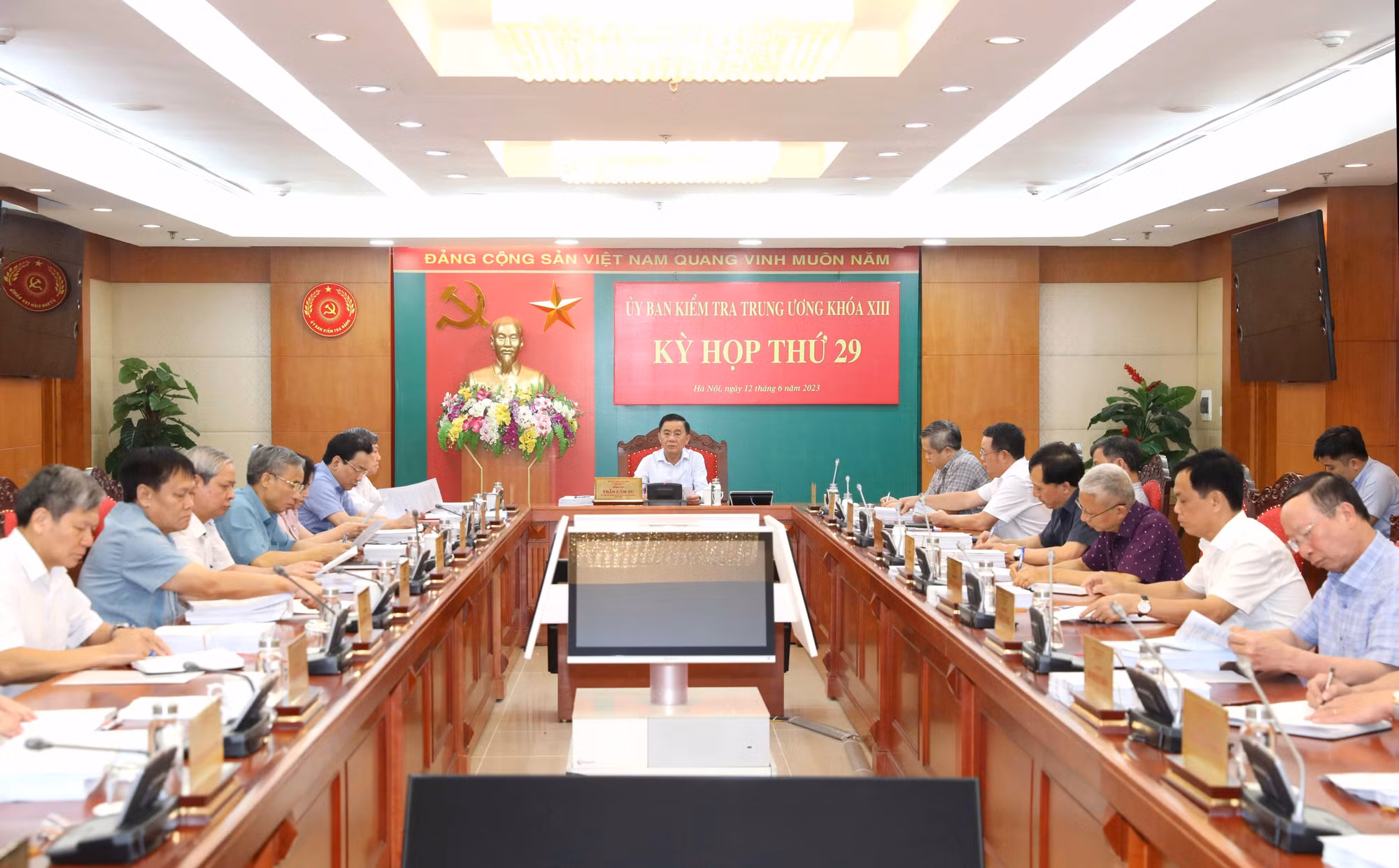 Kỳ họp thứ 29 Ủy ban Kiểm tra Trung ương: Thi hành kỷ luật một số tổ chức đảng, đảng viên vi phạm