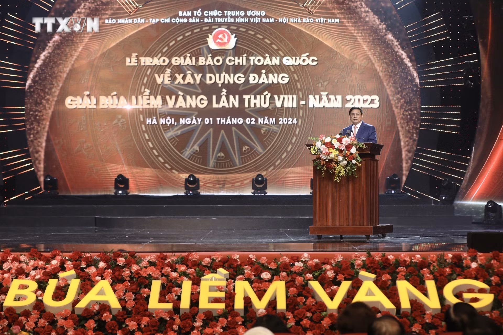 vna_potal_le_trao_giai_bua_liem_vang_lan_thu_viii_7209125.jpeg