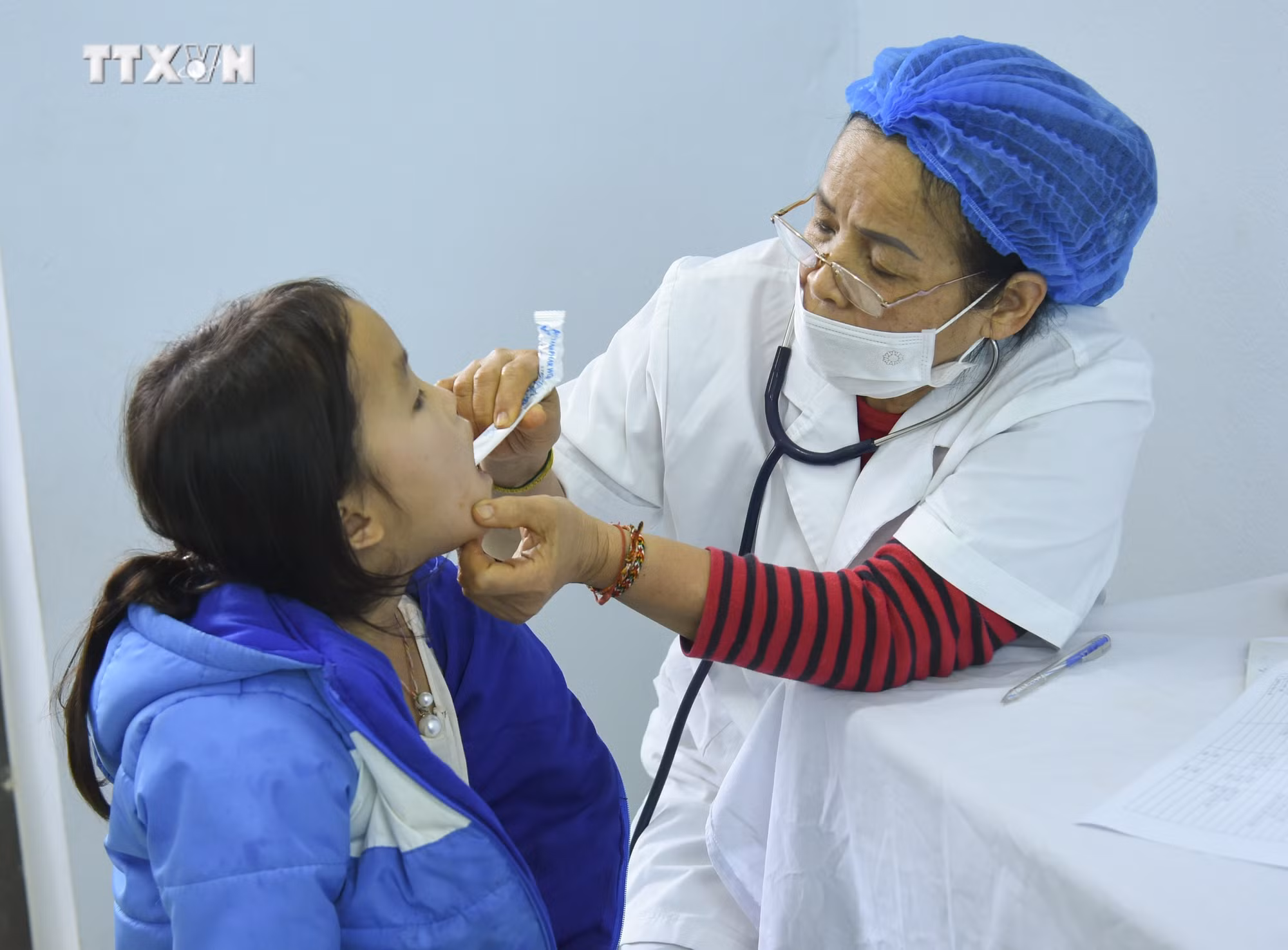 vna_potal_am_ap_ngay_hoi_“xuan_bien_phong_am_long_dan_ban”_vung_cao_tinh_dien_bien_7189349.jpg