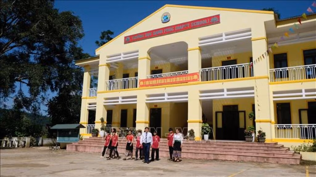 Trường Phổ thông Dân tộc bán trú Trung học cơ sở Châu Phong.jpg