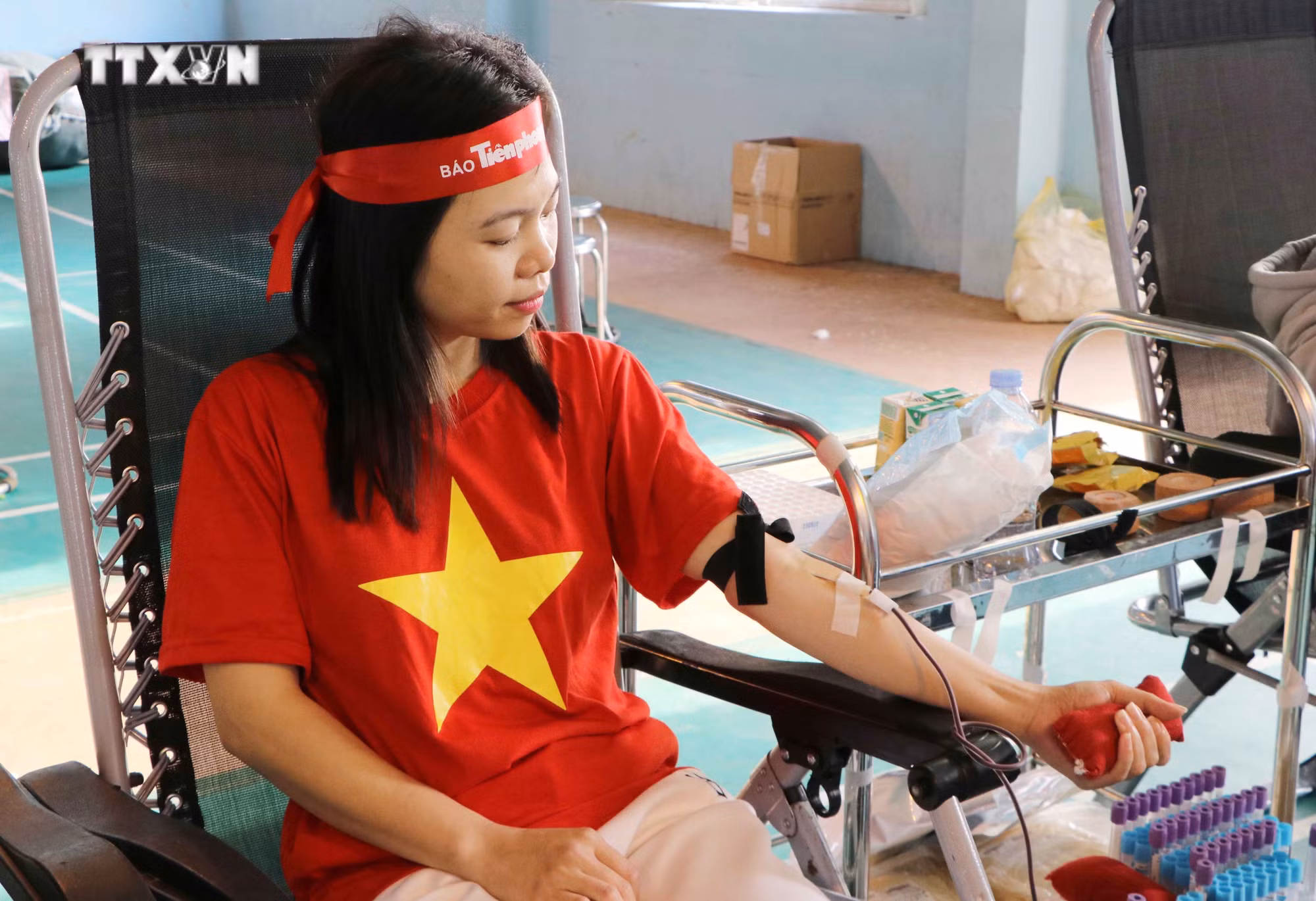 vna_potal_lai_chau_to_chuc_chuong_trinh_“chu_nhat_do”_hien_mau_cuu_nguoi_7187269.jpg