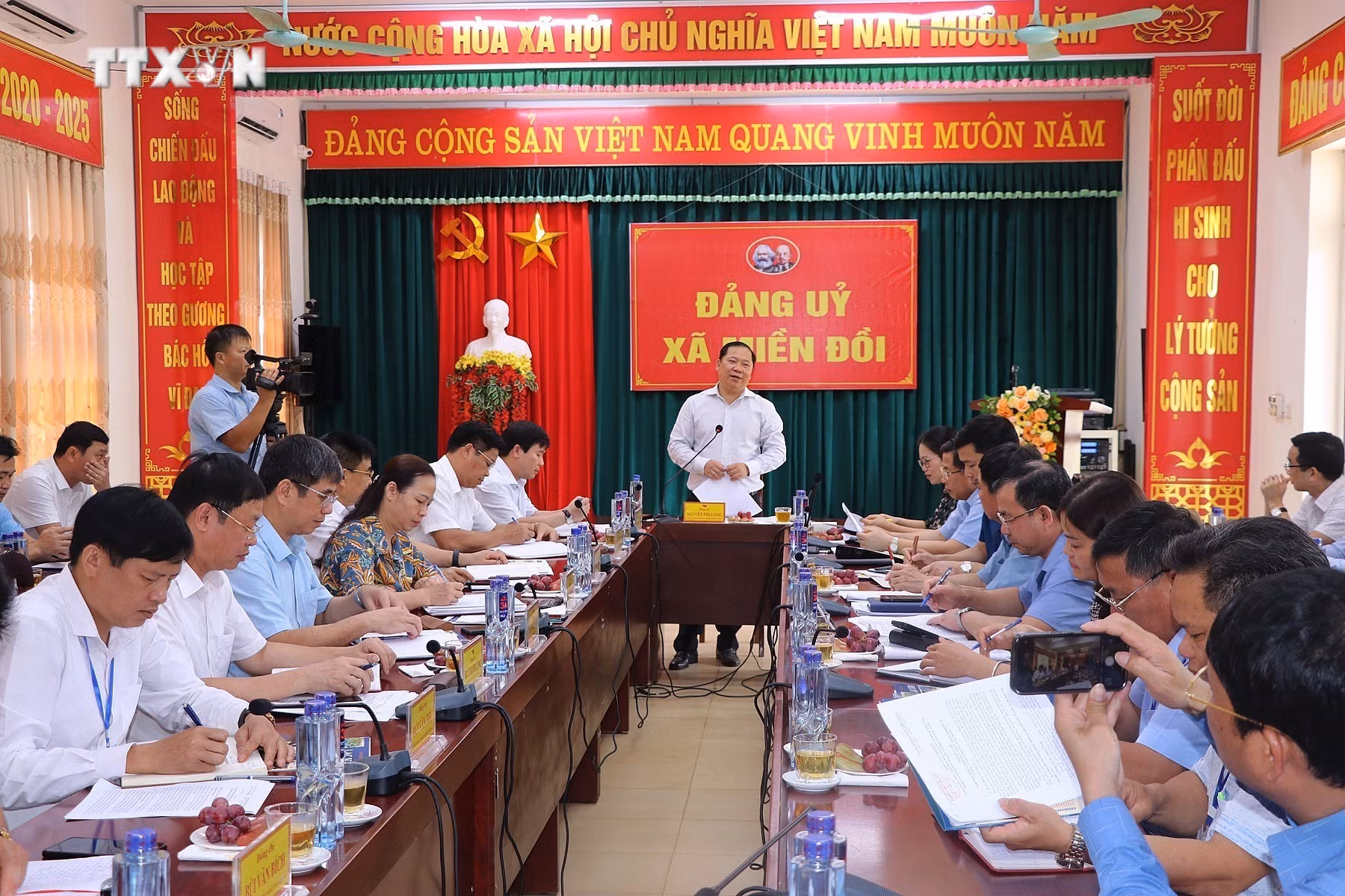 vna_potal_hoa_binh_tap_trung_thuc_day_phat_trien_du_lich_ruong_bac_thang_mien_doi_7428848.jpg