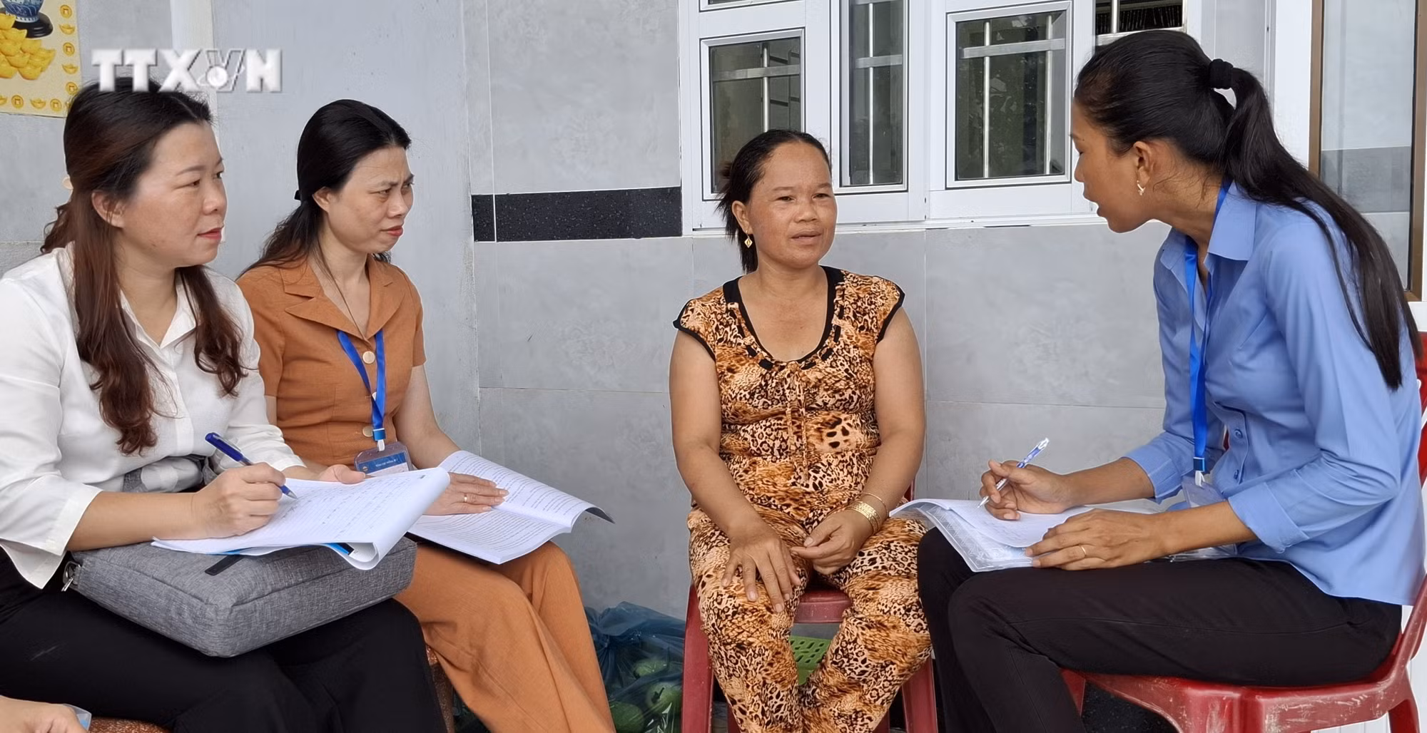 vna_potal_chu_trong_giam_sat_de_nang_cao_hieu_qua_cong_tac_dieu_tra_thu_thap_thong_tin_ve_kinh_te_xa_hoi_53_dan_toc_thieu_so_7462972.jpg