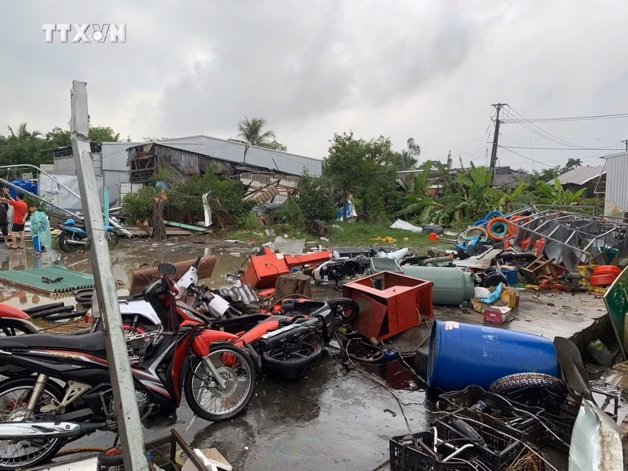 vna_potal_loc_xoay_lam_anh_huong_hon_60_can_nha_cua_nguoi_dan_tai_soc_trang_7755137.jpg