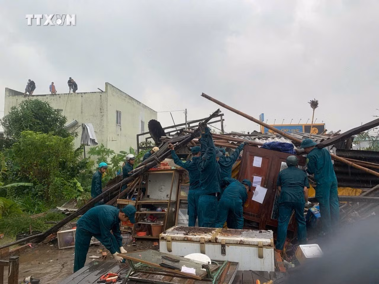vna_potal_loc_xoay_lam_anh_huong_hon_60_can_nha_cua_nguoi_dan_tai_soc_trang_7755133.jpg