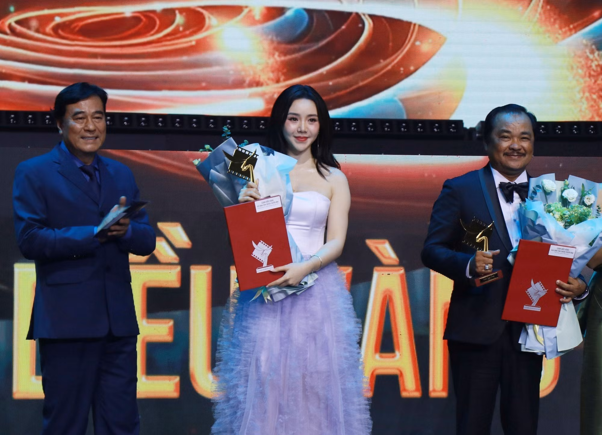 Nữ diễn viên chính xuất sắc phim truyền hình thuộc về Quỳnh Nguyễn với vai diễn trong bộ phim "Đừng làm mẹ cáu". Ảnh: Đặng Tuấn – TTXVN