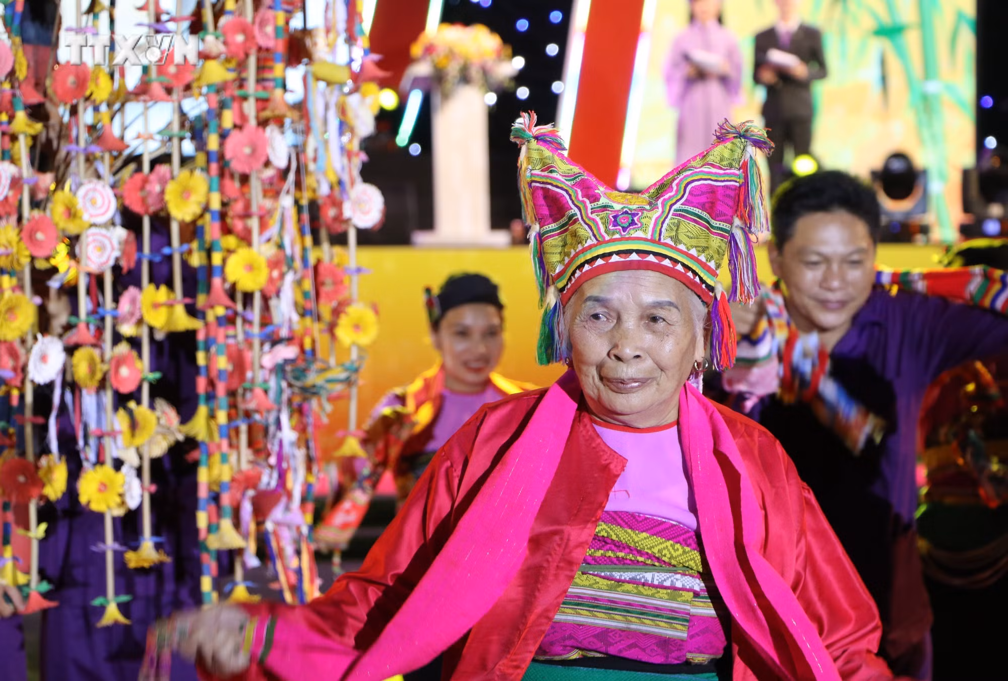 vna_potal_khai_mac_hoi_thi_dien_xuong_dan_gian_van_hoa_cac_dan_toc_7516508.jpg