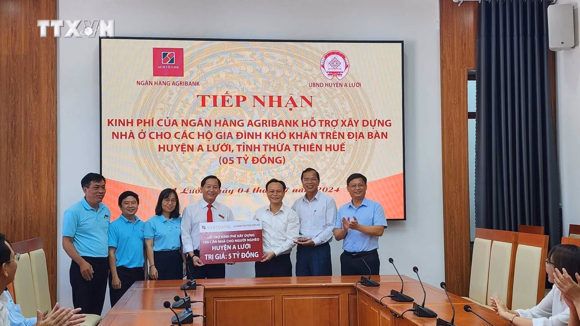 vna_potal_agribank_ho_tro_xay_dung_100_can_nha_cho_ho_ngheo_o_huyen_vung_cao_a_luoi__7465246.jpg
