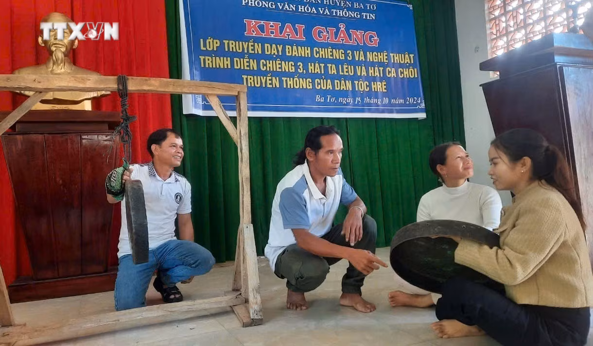 vna_potal_quang_ngai_truyen_day_van_hoa_hre_cho_the_he_tre_7670558.jpg