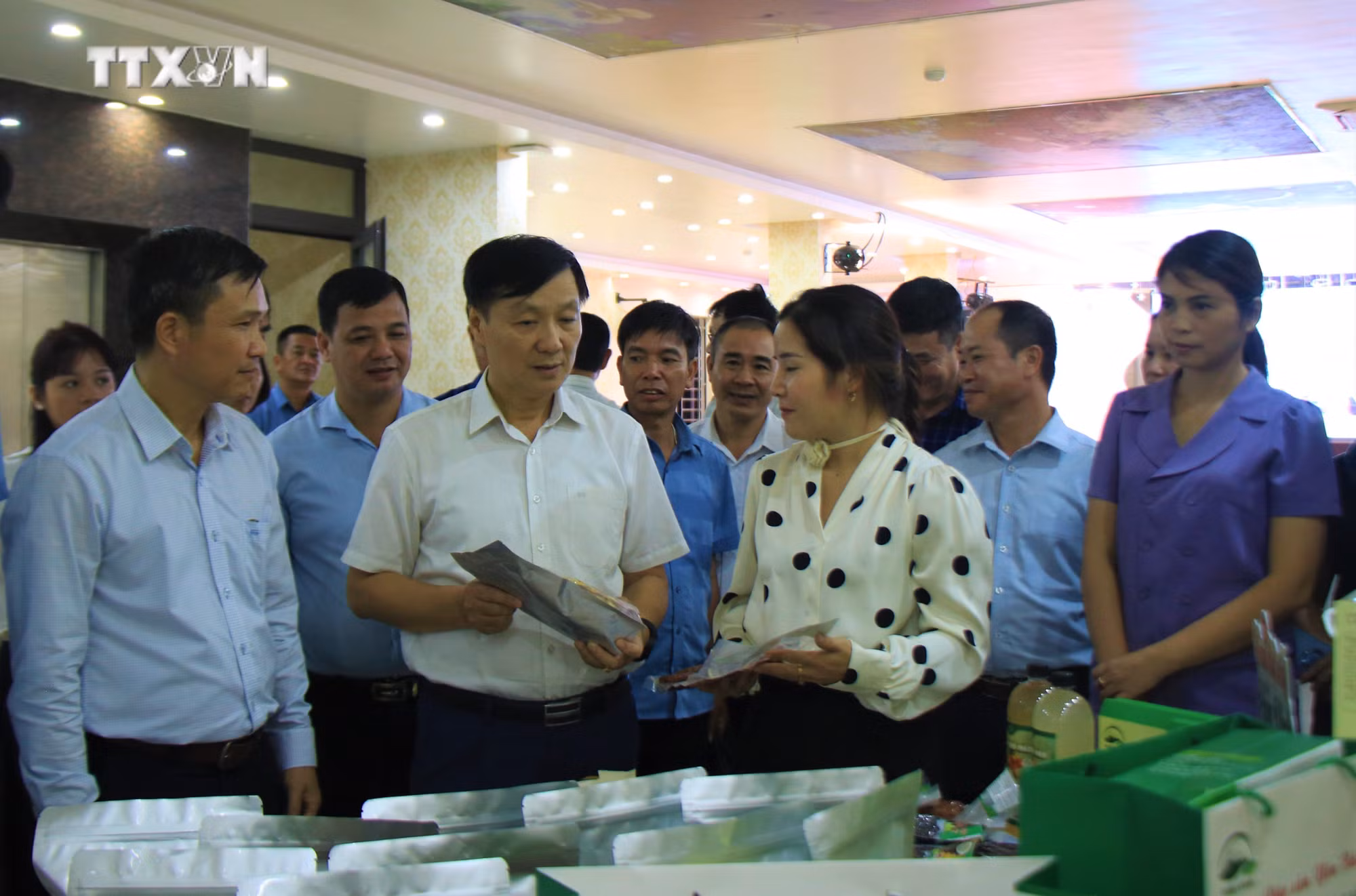 vna_potal_dien_dan_phat_trien_thuong_hieu_va_tieu_thu_san_pham_ocop_o_yen_bai_7671019.jpg