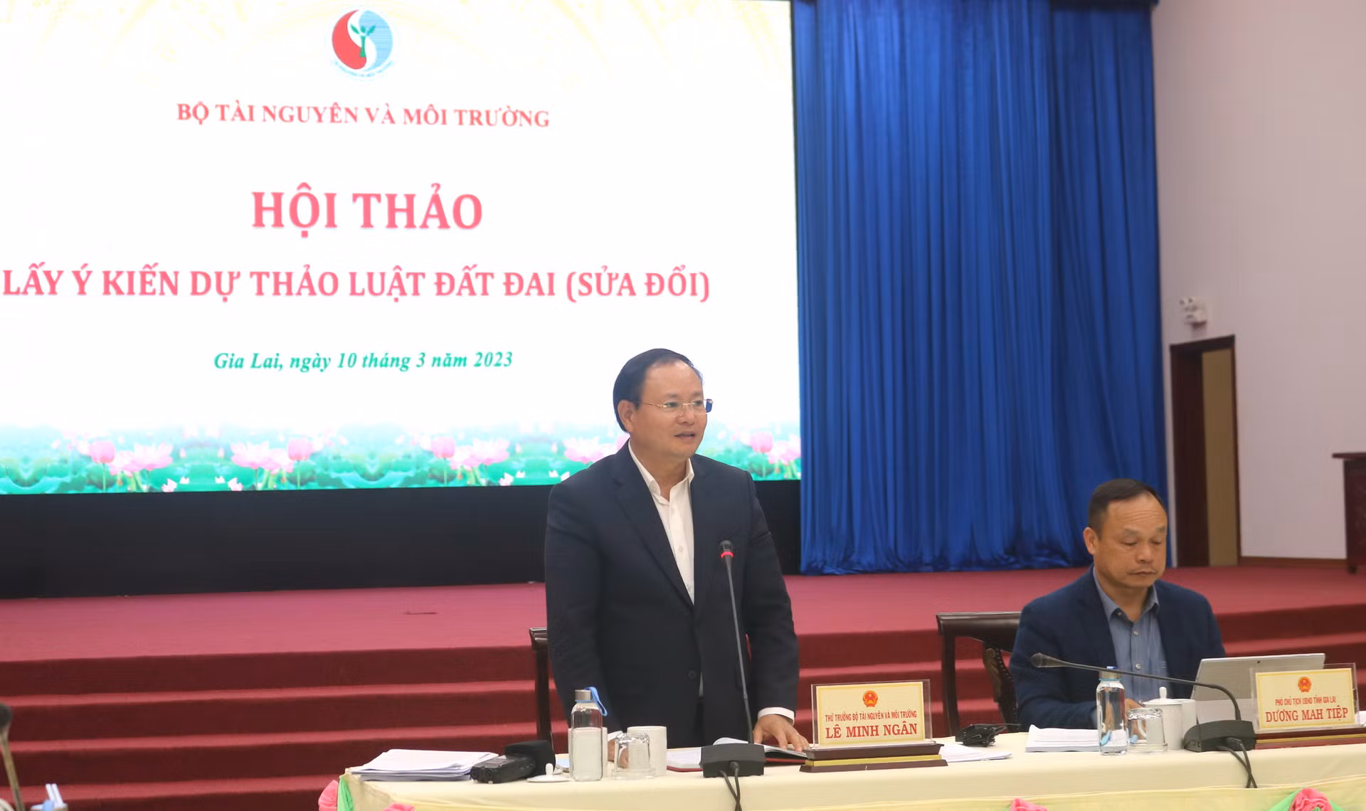 Thứ trưởng Bộ TN&MT Lê Minh Ngân phát biểu chỉ đạo tại Hội thảo. Ảnh: monre.gov.vn