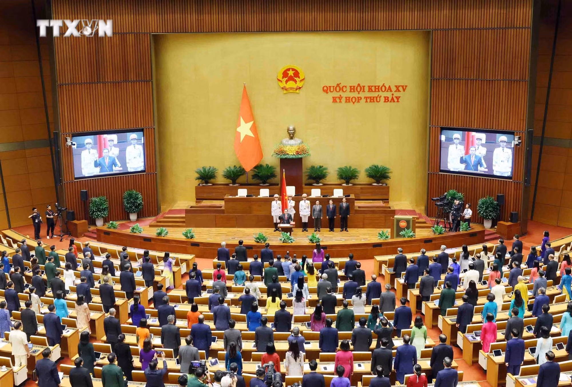 vna_potal_dong_chi_tran_thanh_man_duoc_bau_giu_chuc_chu_tich_quoc_hoi_khoa_xv_7385889.jpg