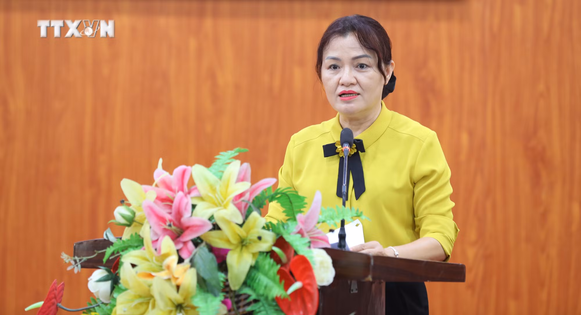 vna_potal_dien_bien_trao_chung_nhan_hoan_thanh_khoa_hoc_tieng_lao_cho_20_hoc_vien__7645851.jpg