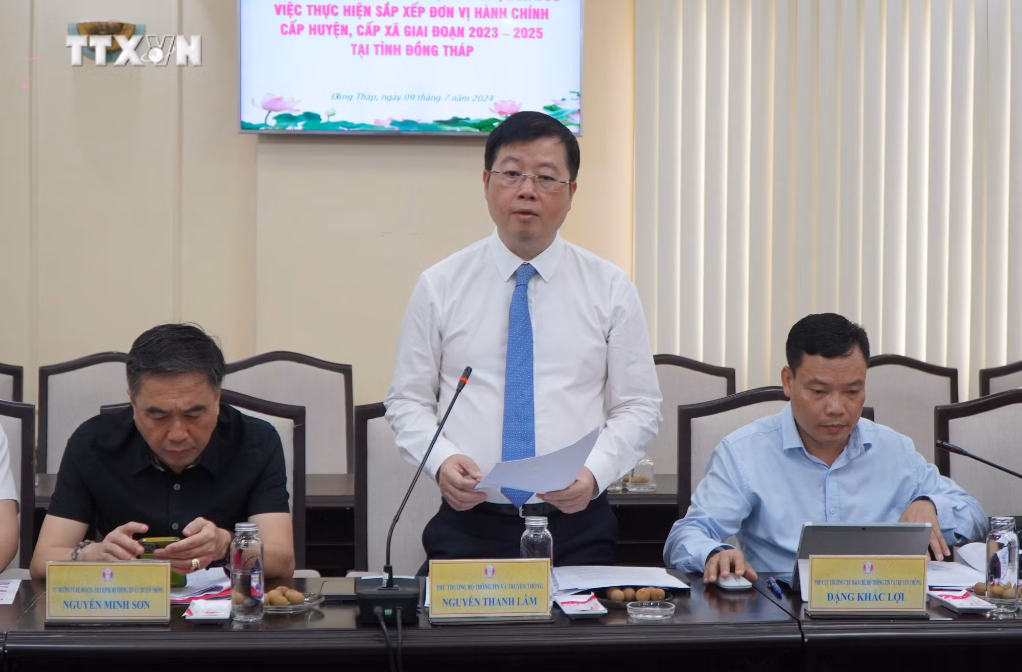 vna_potal_doan_cong_tac_ban_chi_dao_thuc_hien_sap_xep_don_vi_hanh_chinh_lam_viec_tai_dong_thap_7472595.jpg