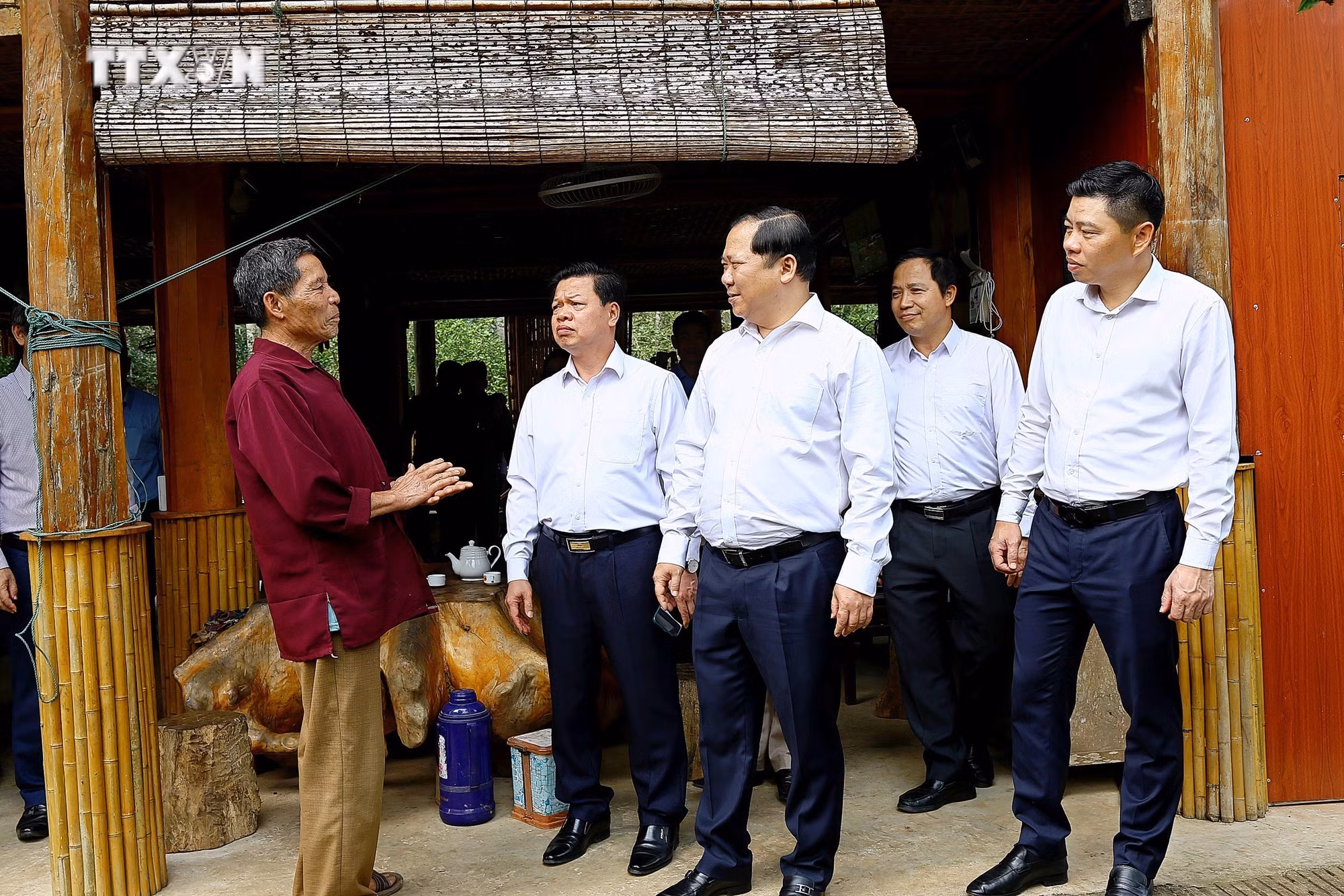 vna_potal_hoa_binh_day_manh_cong_tac_thuc_hien_quy_hoach_khong_gian_van_hoa_muong__7257689.jpg