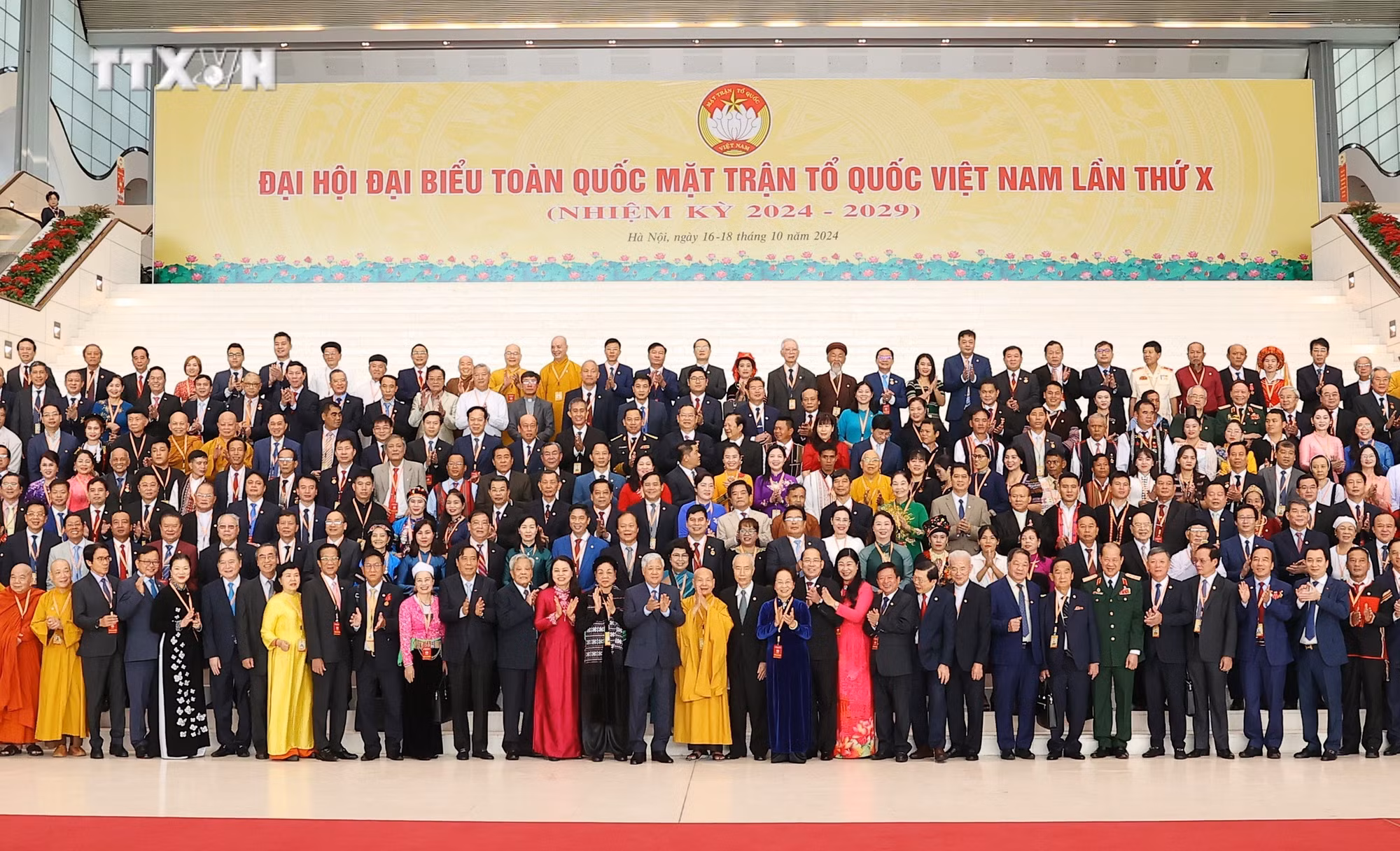 vna_potal_be_mac_dai_hoi_dai_bieu_toan_quoc_mat_tran_to_quoc_viet_nam_lan_thu_x_7657514.jpg