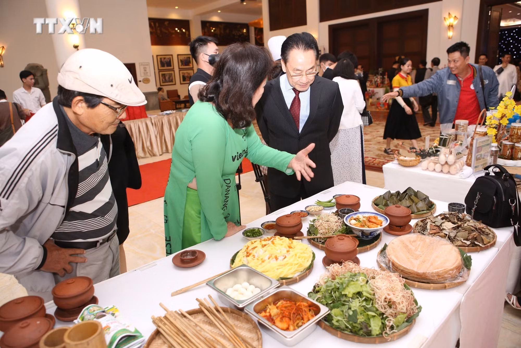 vna_potal_pho_nam_dinh_mi_quang_tro_thanh_di_san_van_hoa_phi_vat_the_quoc_gia_7534468.jpg