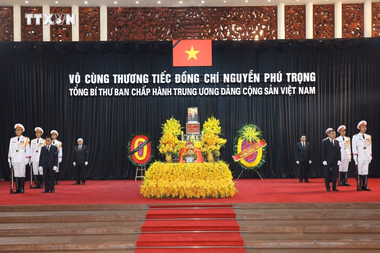 vna_potal_quoc_tang_tong_bi_thu_nguyen_phu_trong_le_vieng_tai_ha_noi_7500129.jpg