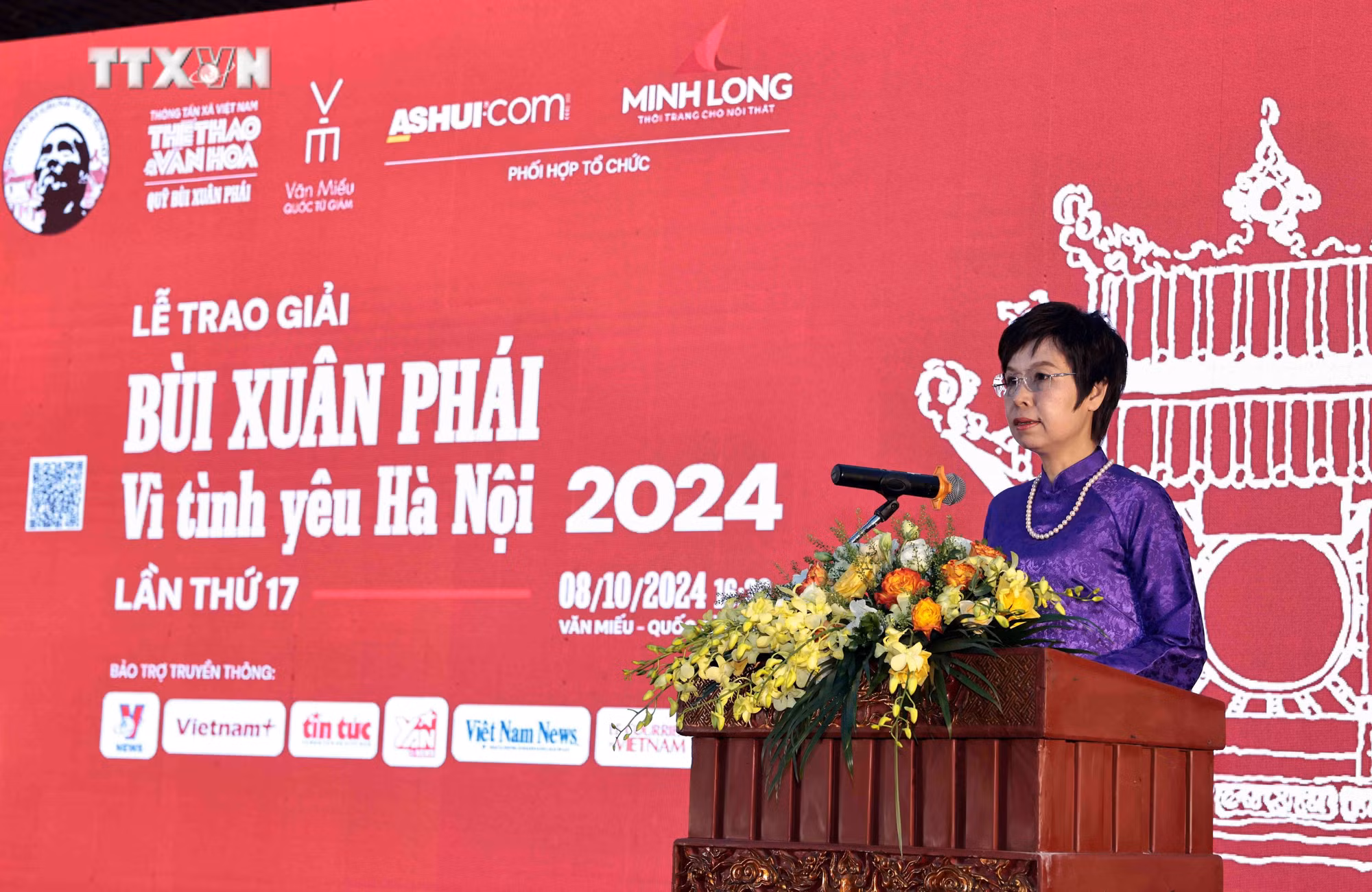 vna_potal_le_trao_giai_bui_xuan_phai_–_vi_tinh_yeu_ha_noi_2024_7640441.jpg