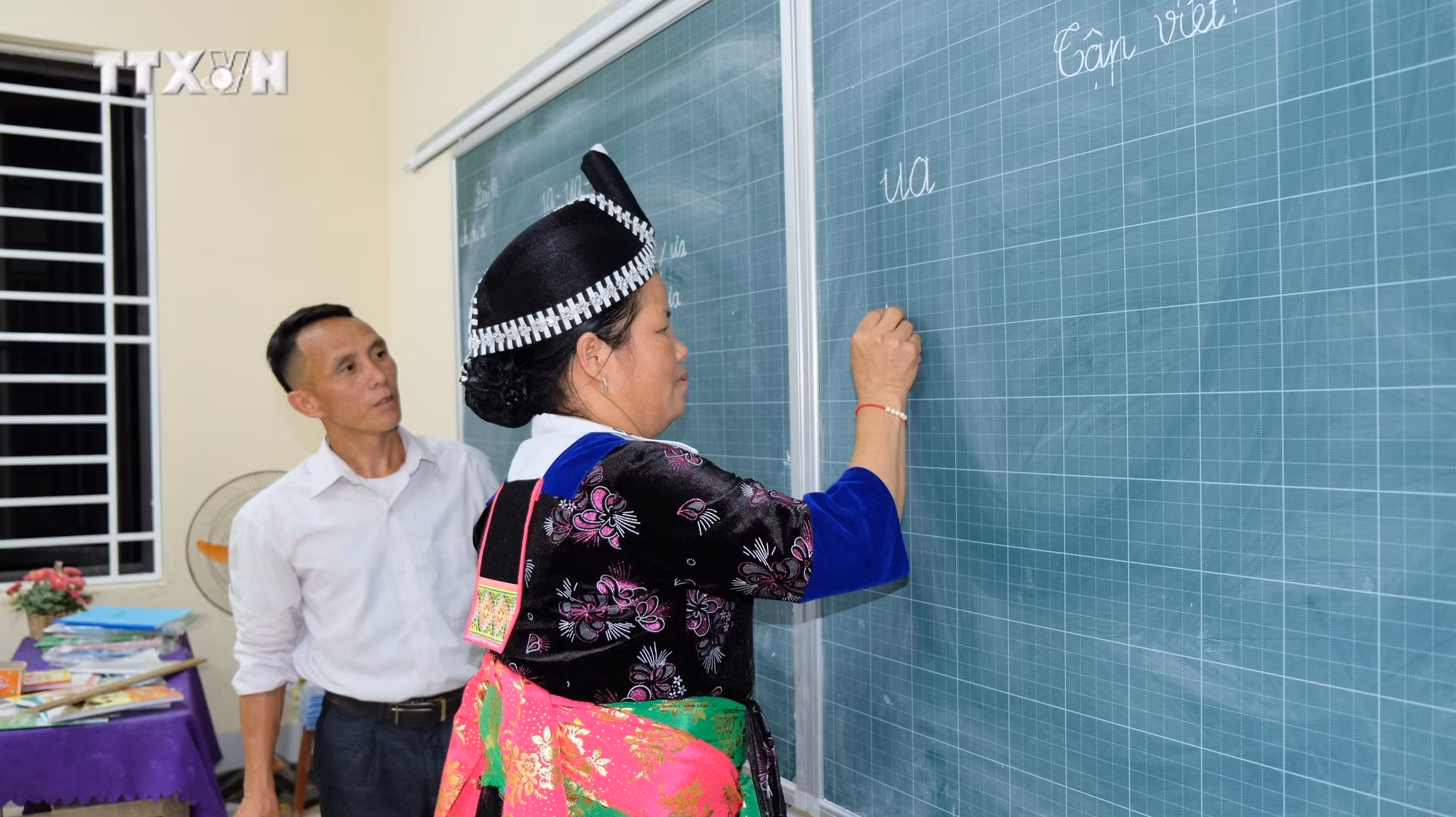 vna_potal_nhung_nguoi_“gieo_chu”_noi_vung_bien_nghe_an_7703325.jpg