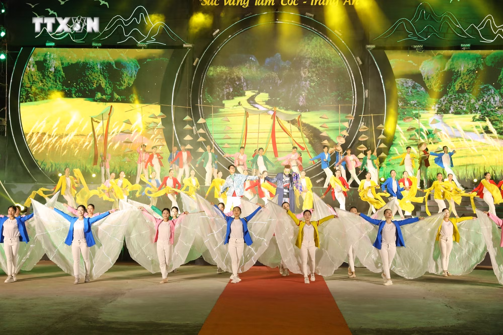 vna_potal_khai_mac_tuan_du_lich_ninh_binh_nam_2024_7407851.jpg