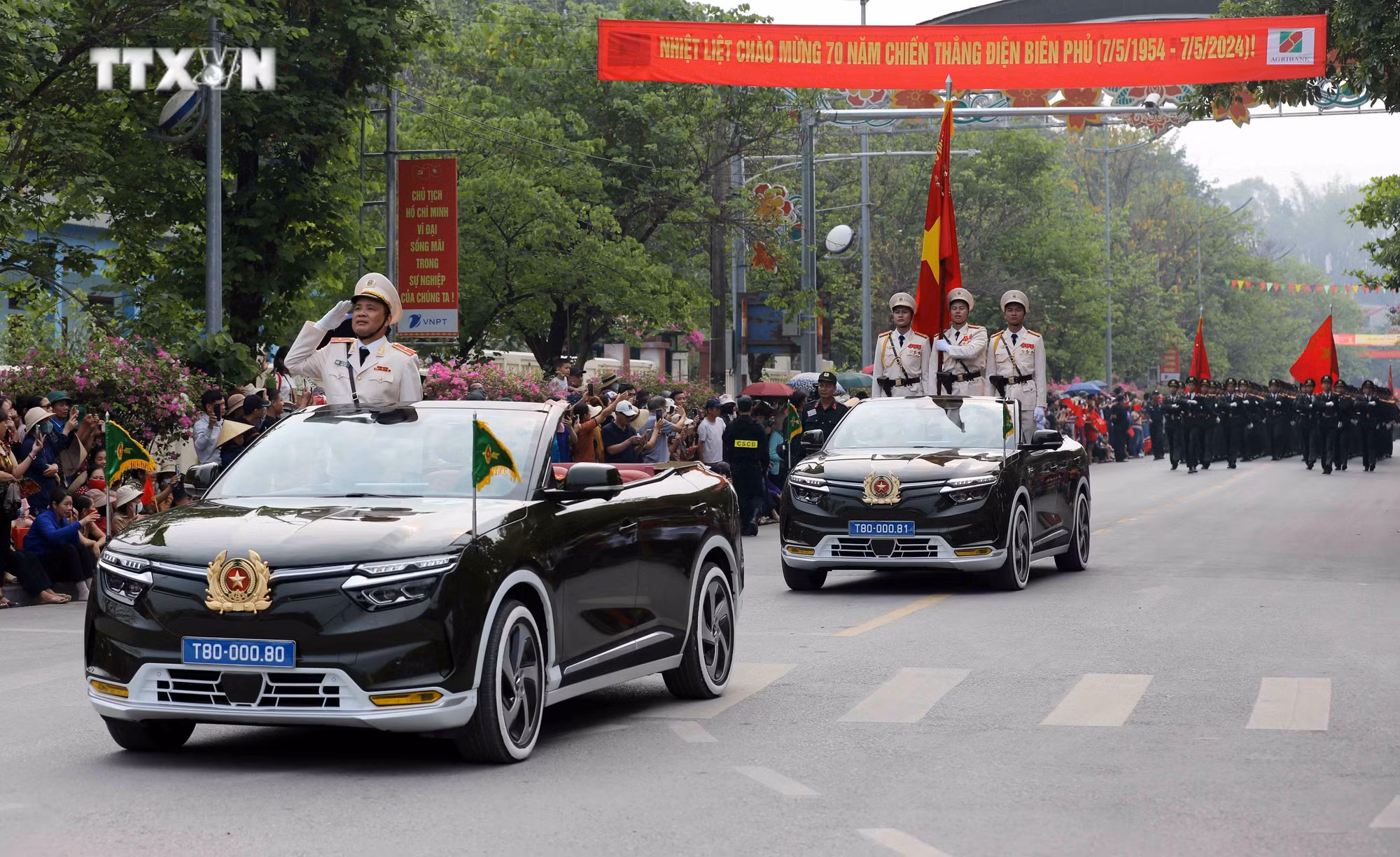 vna_potal_so_duyet_le_ky_niem_70_nam_chien_thang_dien_bien_phu_7356756.jpg