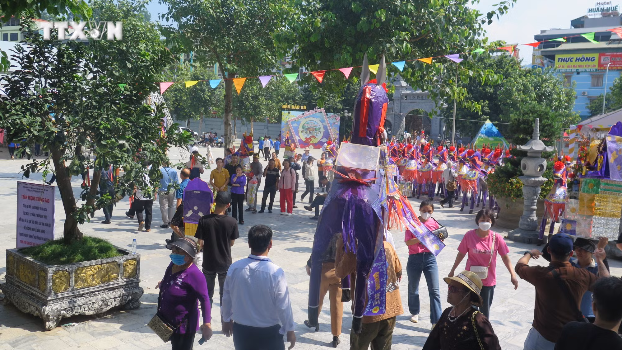 vna_potal_lao_cai_to_chuc_khai_hoi_den_bao_ha_2024_____________________________7547204.jpg
