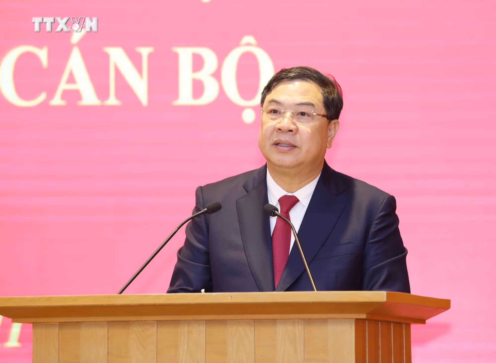 vna_potal_dong_chi_pham_gia_tuc_giu_chuc_pho_chanh_van_phong_trung_uong_dang_7700306.jpg