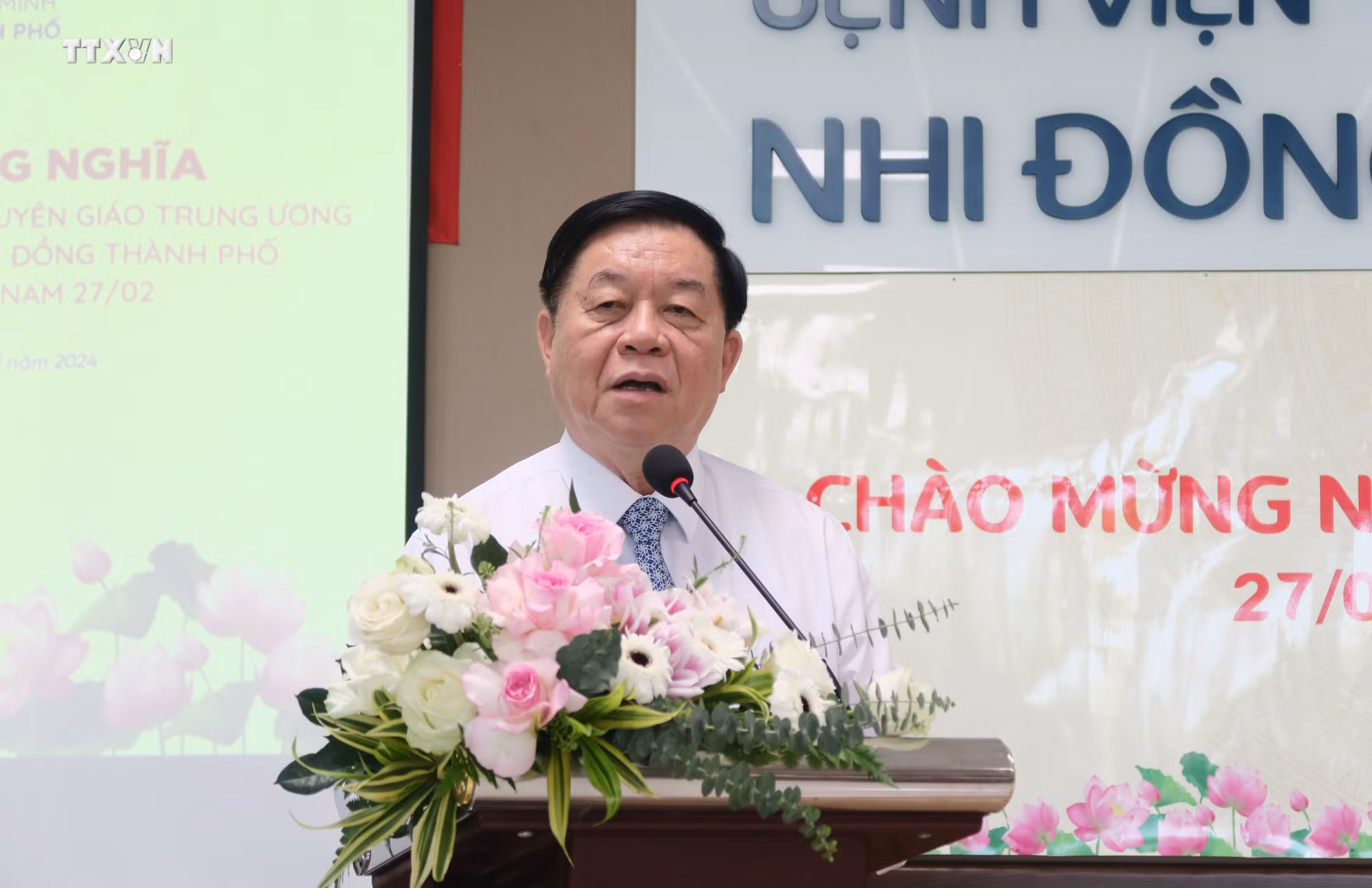 vna_potal_truong_ban_tuyen_giao_trung_uong_tham_benh_vien_nhi_dong_tp_ho_chi_minh_7239068.jpg