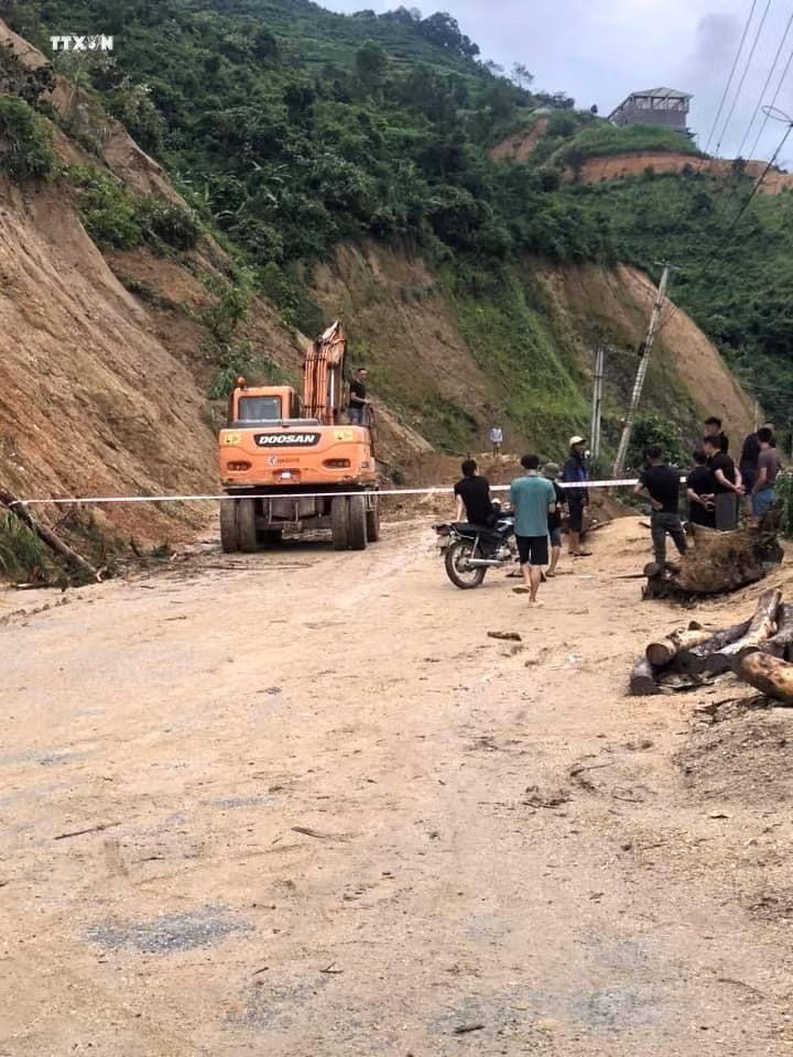 vna_potal_sat_lo_do_mua_lon_tai_ha_giang_3_nguoi_thuong_vong_7522169.jpg