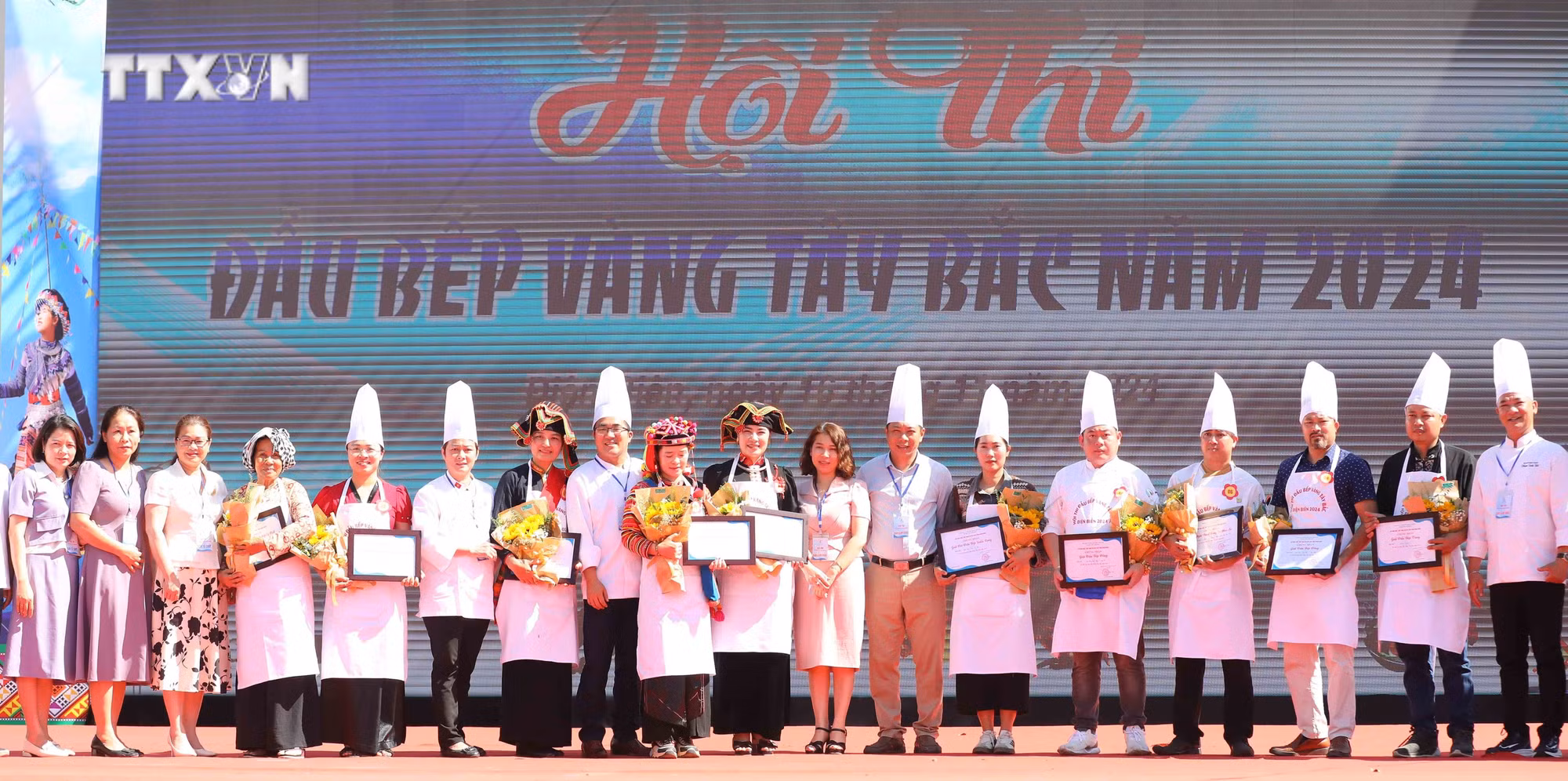 vna_potal_dien_bien_soi_noi_hoi_thi_dau_bep_vang_tay_bac_nam_2024_7707426.jpg