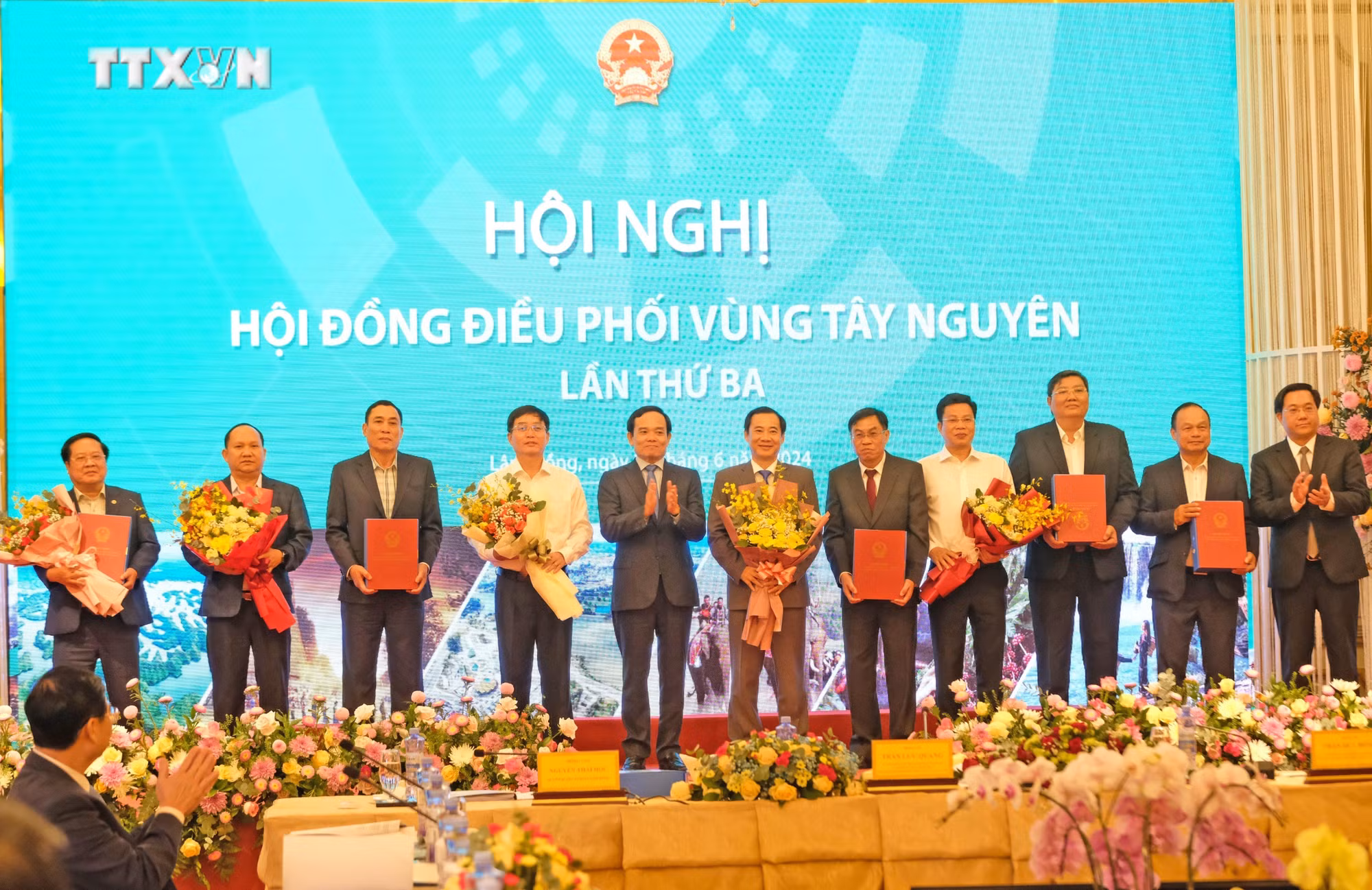 vna_potal_pho_thu_tuong_tran_luu_quang_chu_tri_hoi_nghi_hoi_dong_dieu_phoi_vung_tay_nguyen_7444994.jpg
