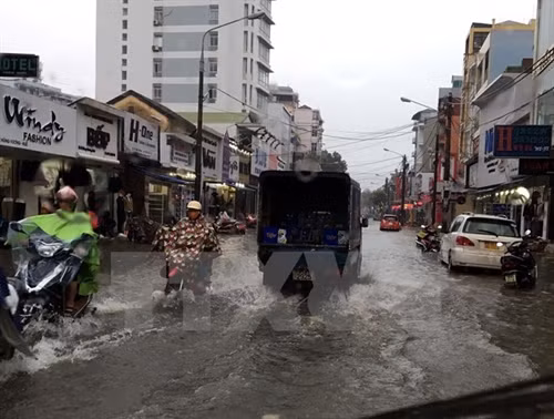 Thời tiết ngày 3/7/2017: Nhiều nơi ở miền Bắc có mưa, miền Trung nắng nóng diện rộng