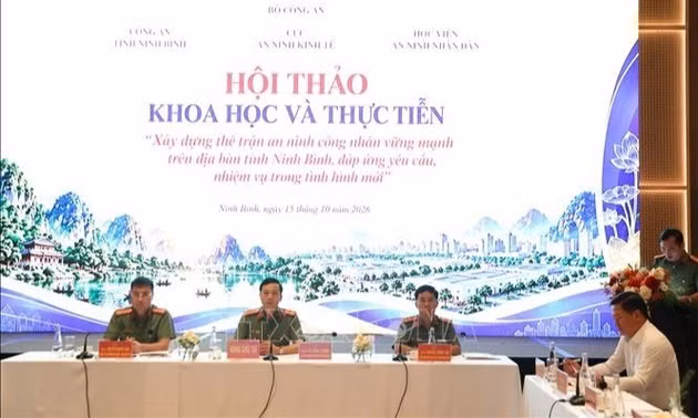 Xây dựng thế trận an ninh công nhân vững mạnh