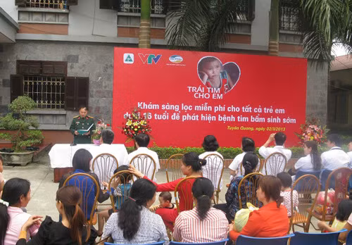 Tuyên Quang: Hơn 1.600 trẻ em nghèo được khám sàng lọc bệnh tim miễn phí ảnh 4