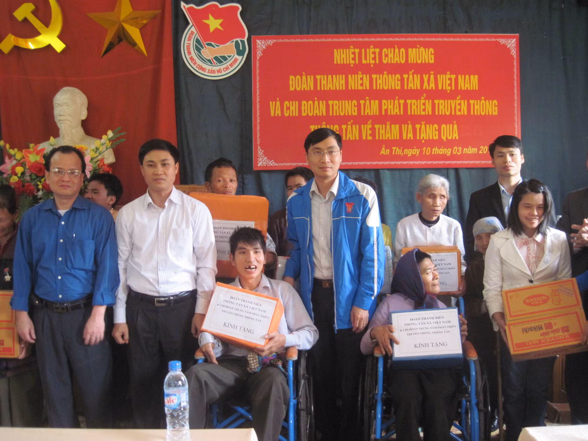 Tuổi trẻ TTXVN hướng về những hoàn cảnh khó khăn ảnh 6