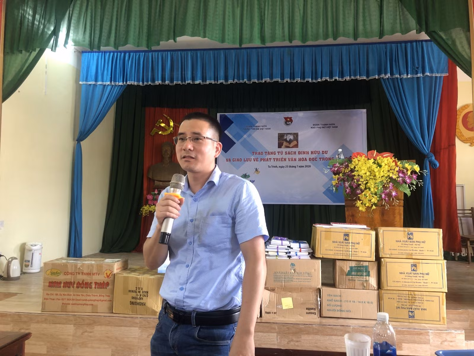Chú thích ảnh