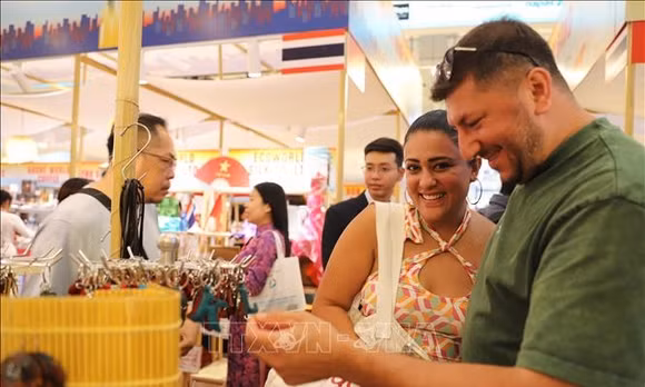 Cơ hội lớn cho hàng Việt thâm nhập sâu hệ thống bán lẻ Thái Lan