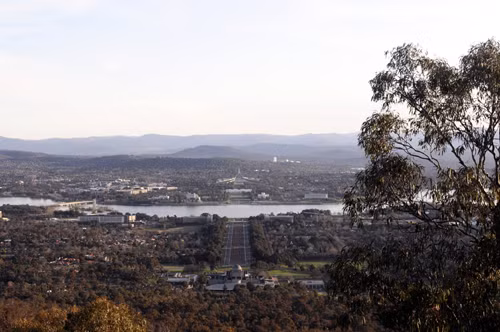 Canberra vào xuân ảnh 1