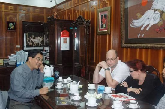 Duyên nợ Việt Nam của cậu bé Việt và người thày Nga ảnh 5