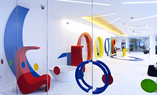 Google - 'gã khổng lồ' 16 năm tuổi ảnh 1