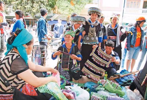 Đón Tết Độc lập ở Than Uyên ảnh 6