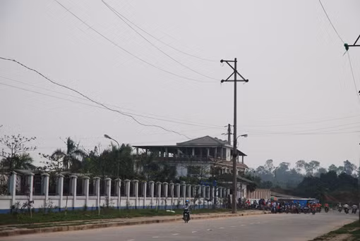 Dân Thụy Vân mòn mỏi vì ô nhiễm ảnh 1