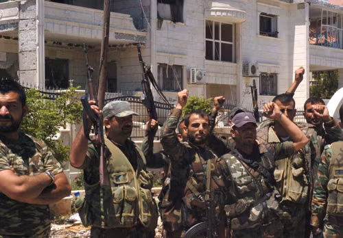 Quân đội Syria giành lại quyền kiểm soát một thị trấn chiến lược ảnh 1