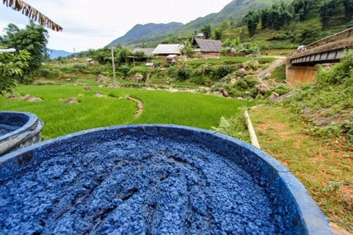 Nét văn hóa độc đáo của thổ cẩm ảnh 2