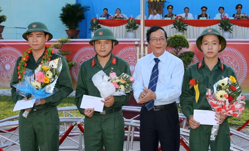 Háo hức Lễ giao nhận quân đợt 2 ảnh 8