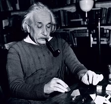Einstein thông minh nhờ... bất thường ở não ảnh 1