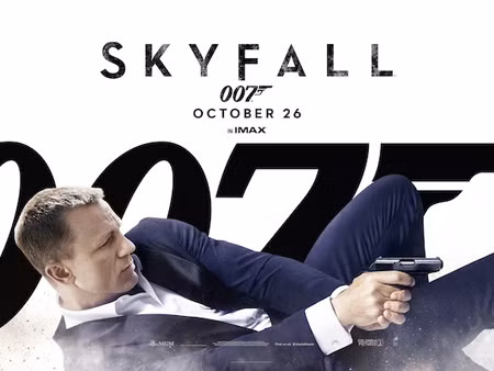James Bond vượt qua thử thách ảnh 1