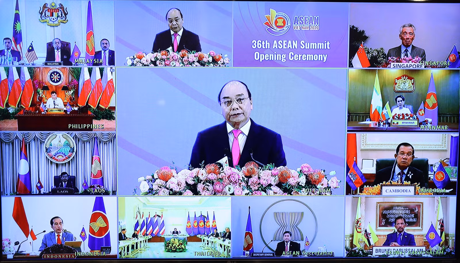 Thủ tướng Nguyễn Xuân Phúc, Chủ tịch ASEAN 2020 phát biểu khai mạc Hội nghị Cấp cao ASEAN lần thứ 36.